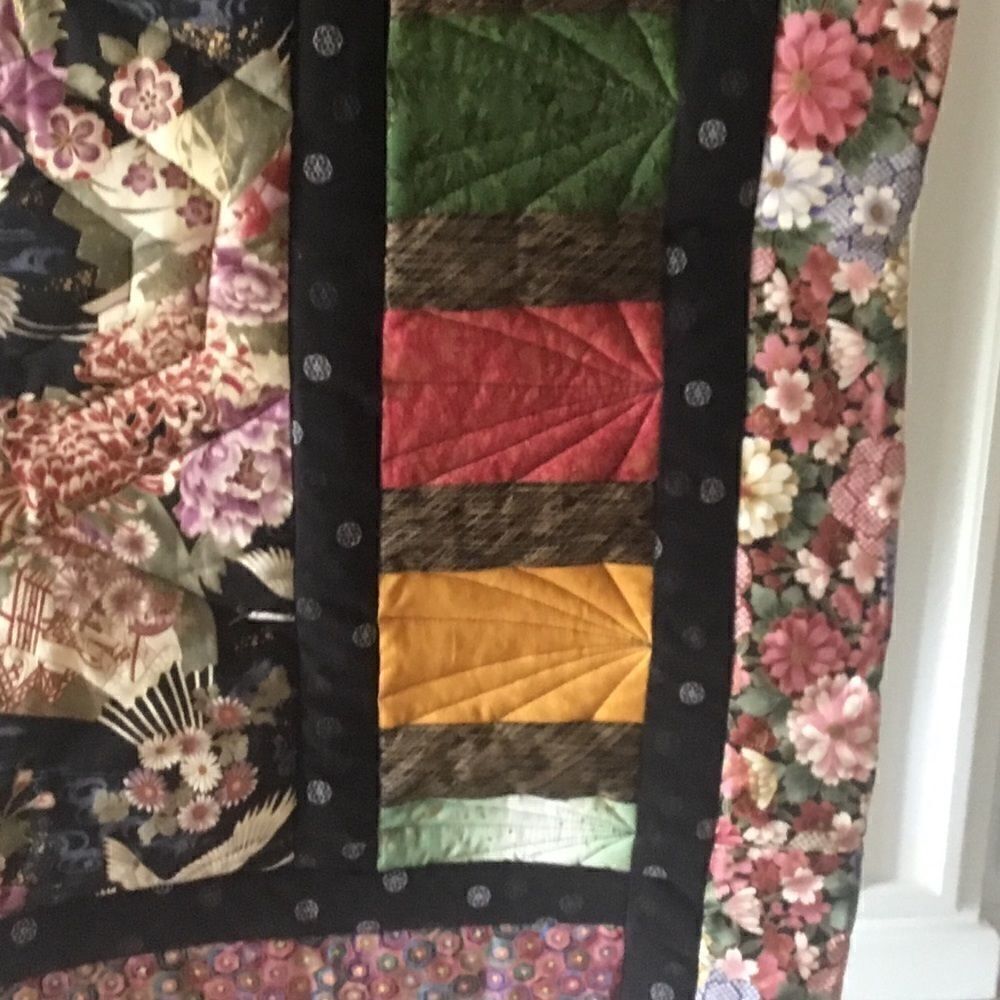 Handmade Quilt   - Picture 8 of 15